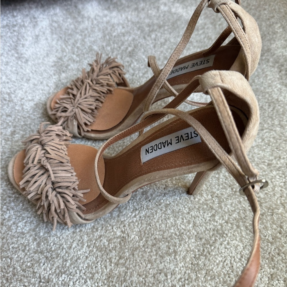 steve madden fringe heels